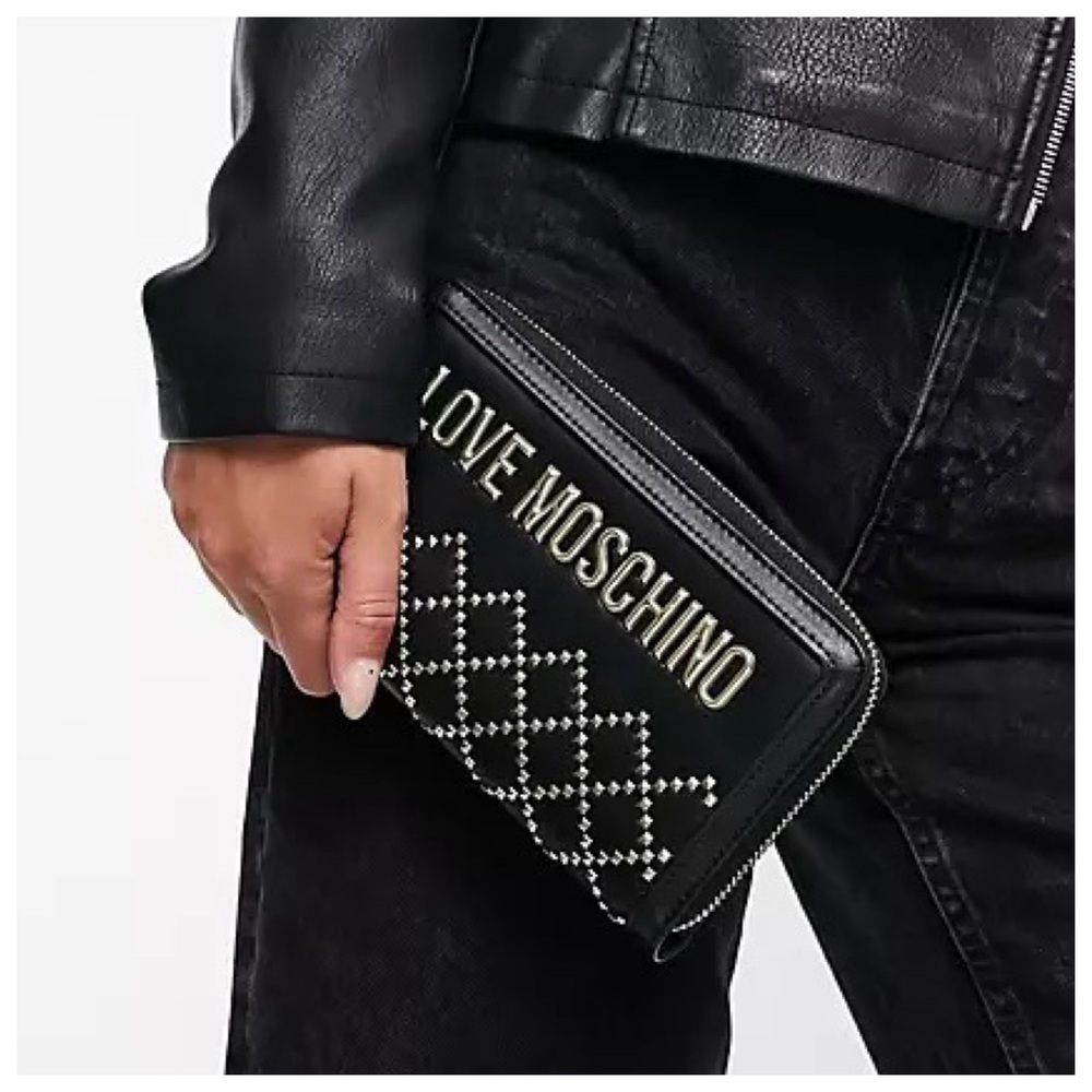 NWT Love Moschino Quilted and Studded Portafogli Pu Nero Wallet, Large - Picture 1 of 12